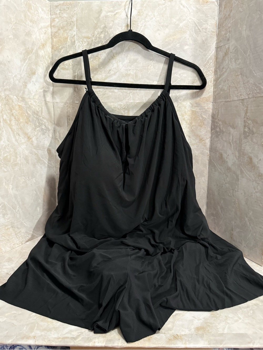 One Piece Shorts Swimsuit | Keyhole Detail | Size 24